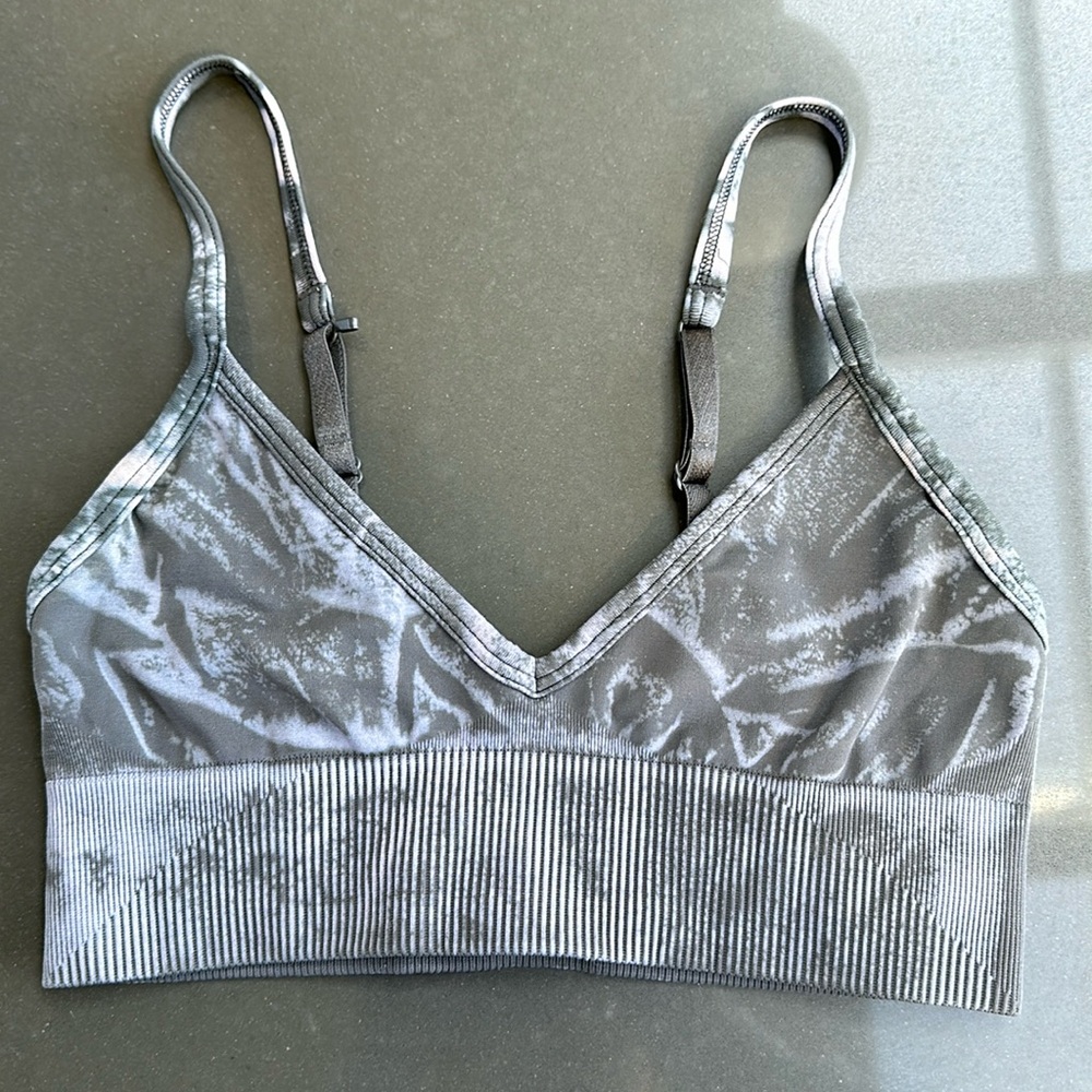 Lululemon bra